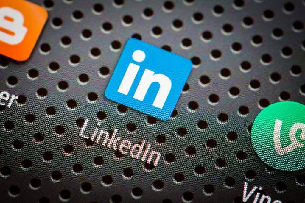 6 Ways to make your LinkedIn account more appealing