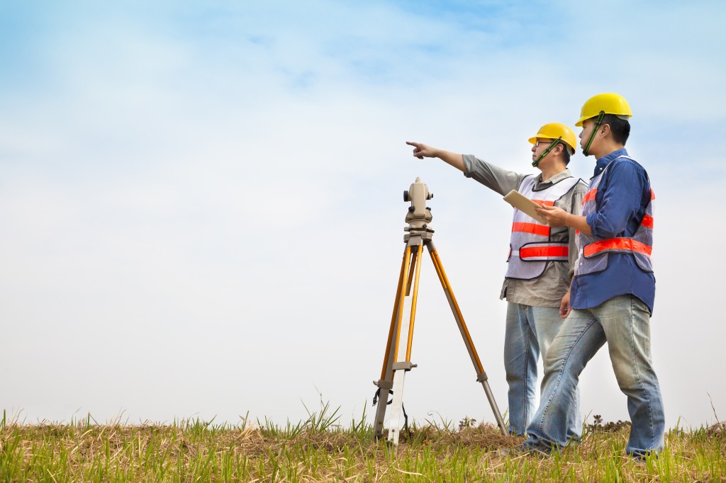 5 Effective tips on becoming a successful surveyor